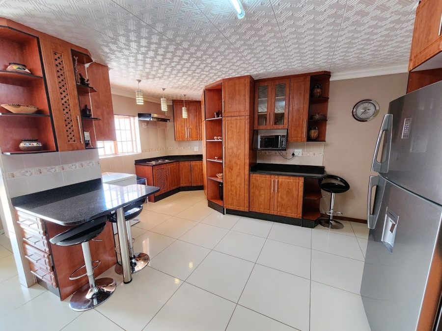 4 Bedroom Property for Sale in Flora Park Northern Cape